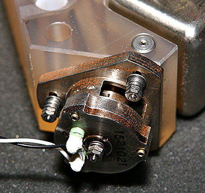 RLG Path Length Control Mirror (PLCM)